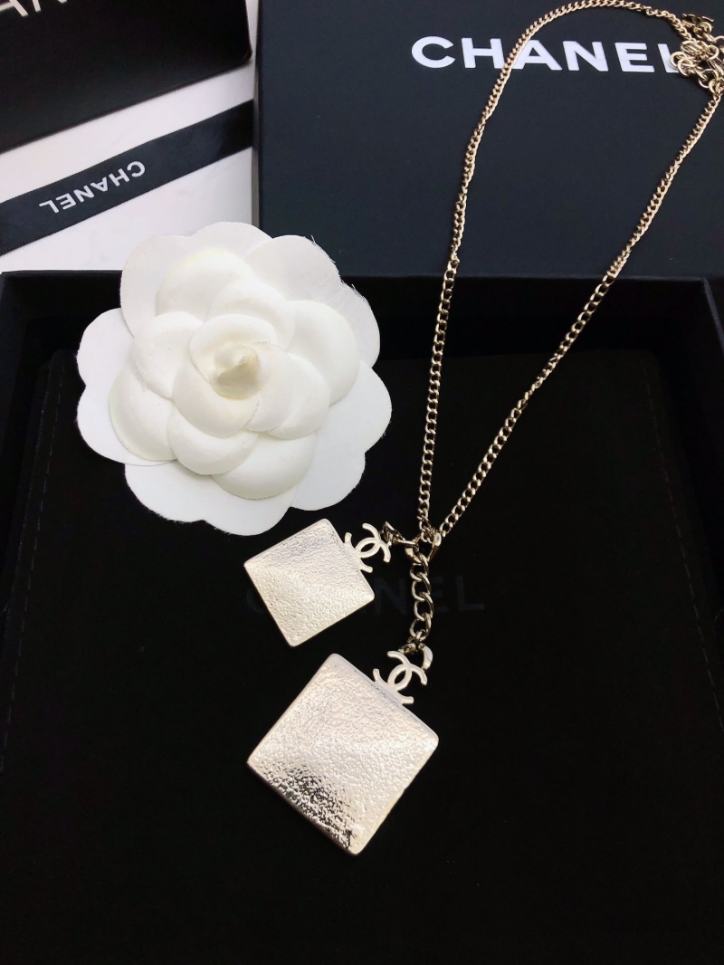 Ch**el necklaces